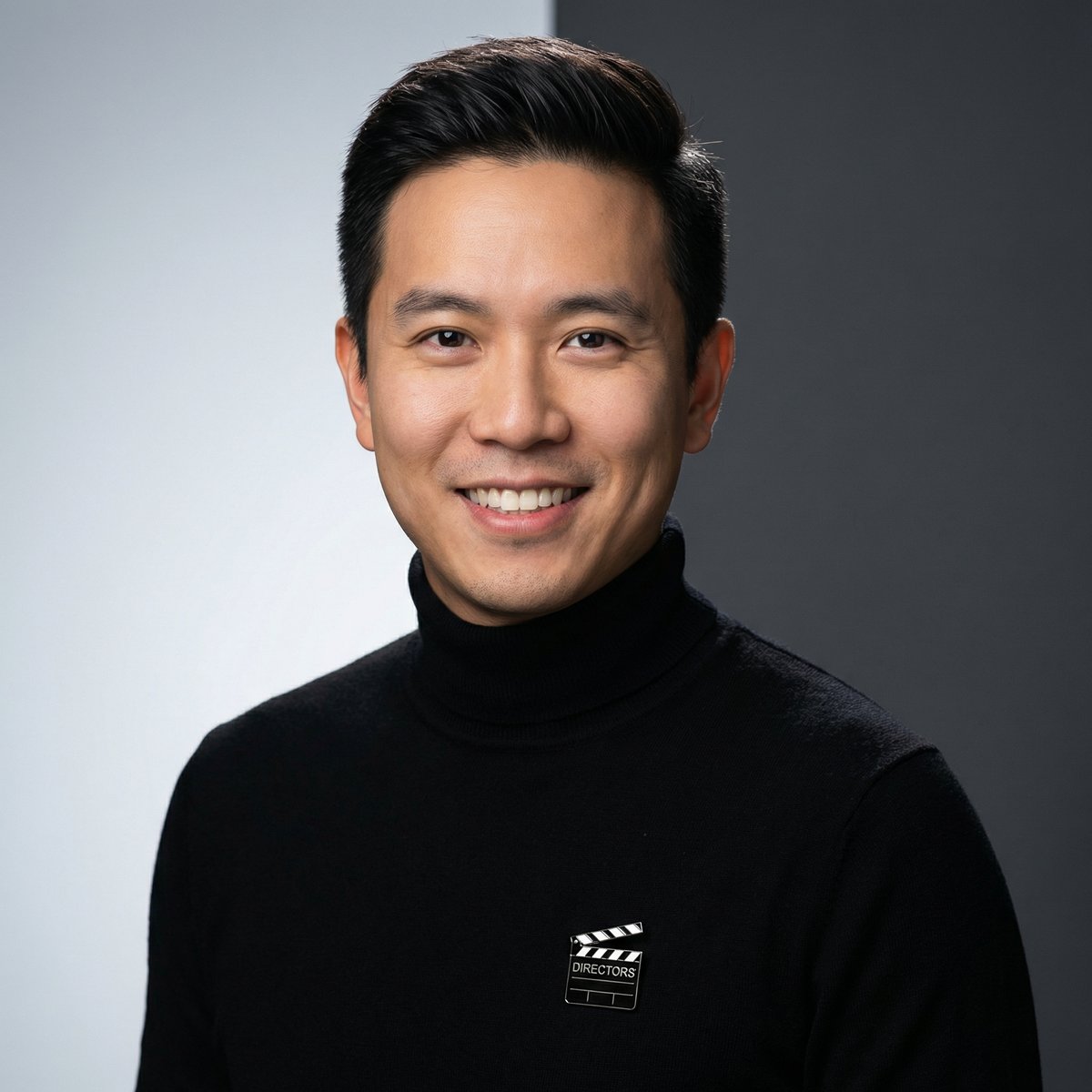 蜜桃首席导演陈逸飞